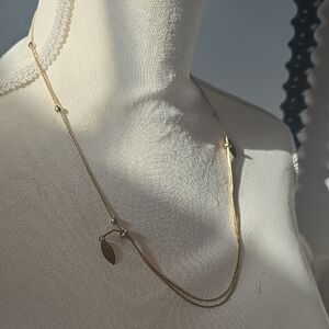 Elegant Gold Toned Necklace